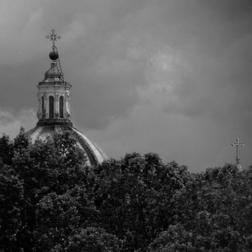 Une des croix de Rome...